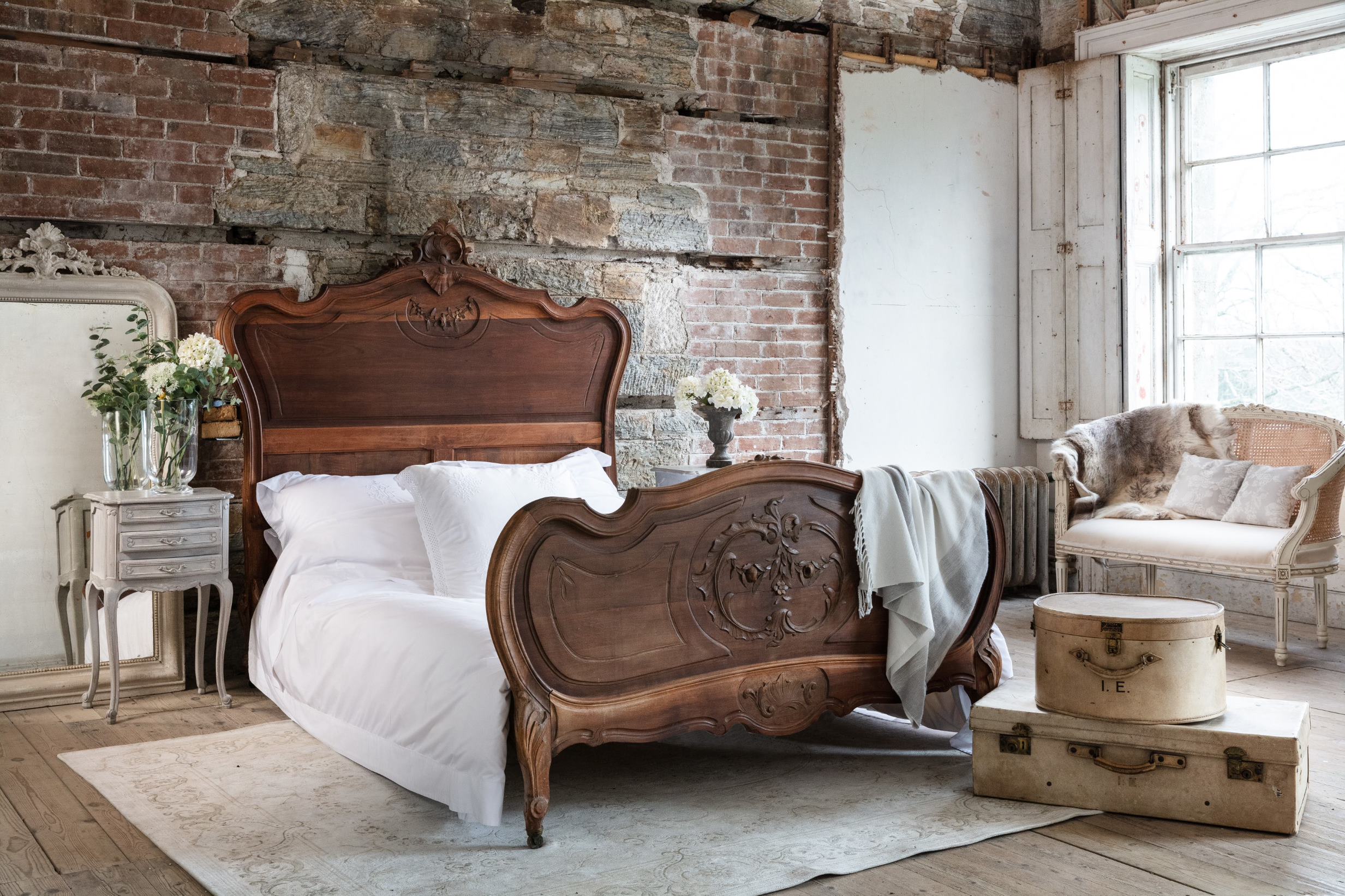 Taking The Shabby Out of ‘Shabby Chic’ - Soho Blog