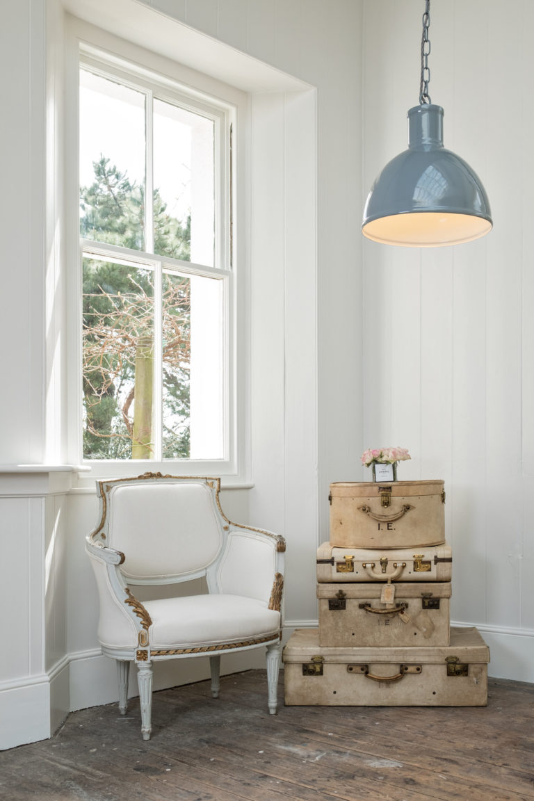 Why Does Paint Look Different In Different Lights? Soho Blog