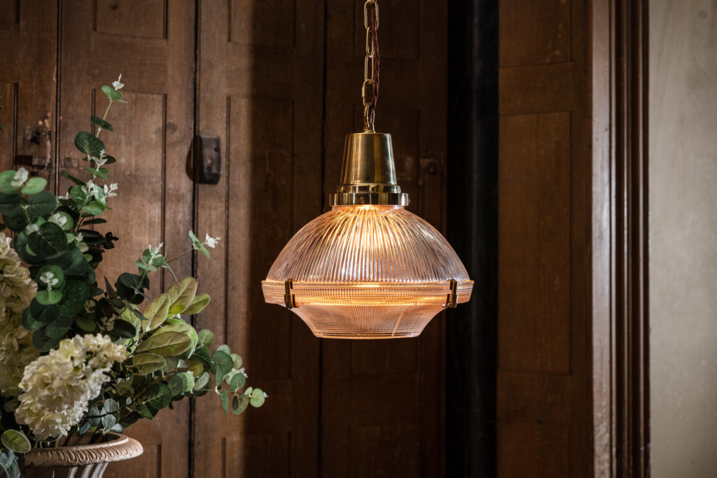 French country design style lighting